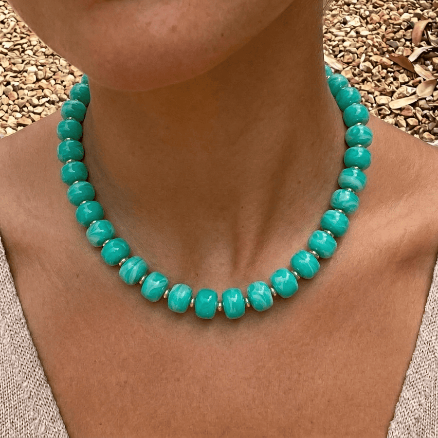 Natural bead necklace